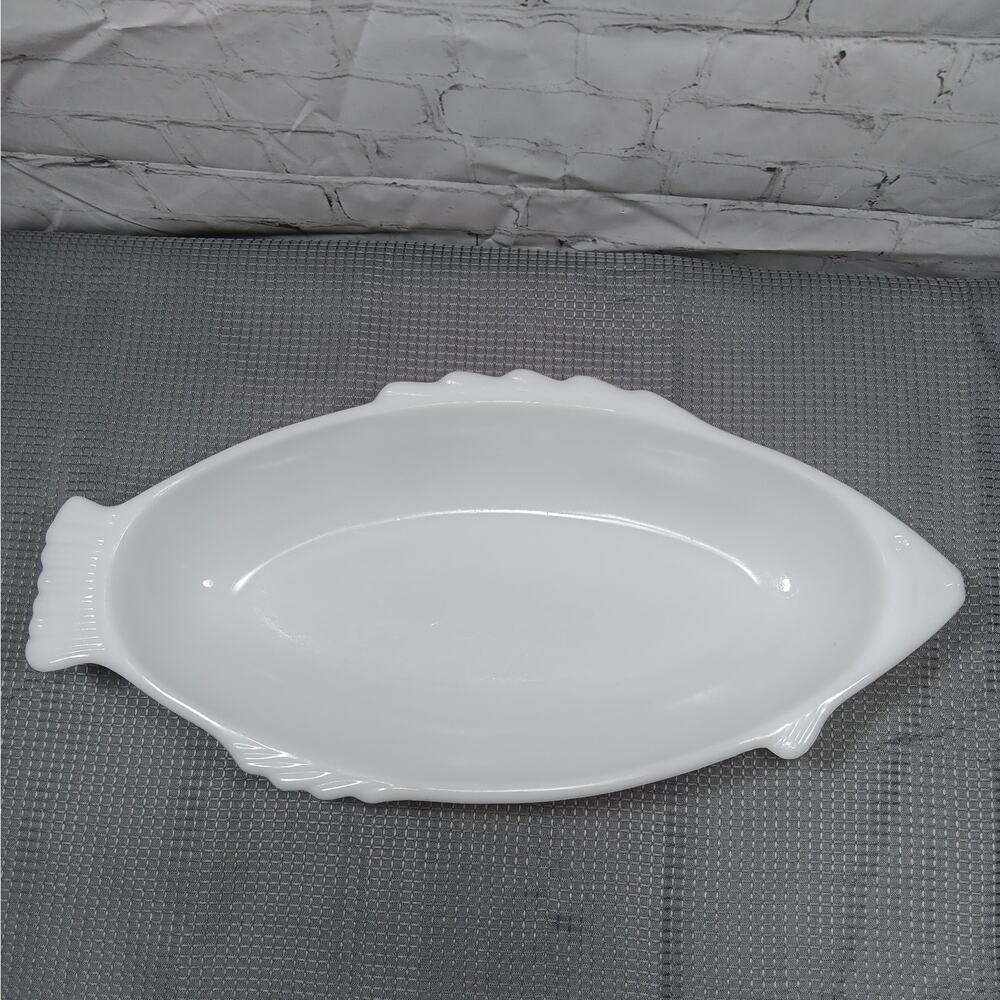 Vintage Glasbake 18" Fish‎ Shaped Milk Glass Baking Dish Made in USA